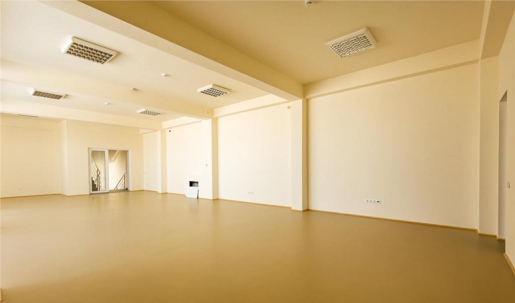 Edificu Birouri Centru medical comercial acces facil com