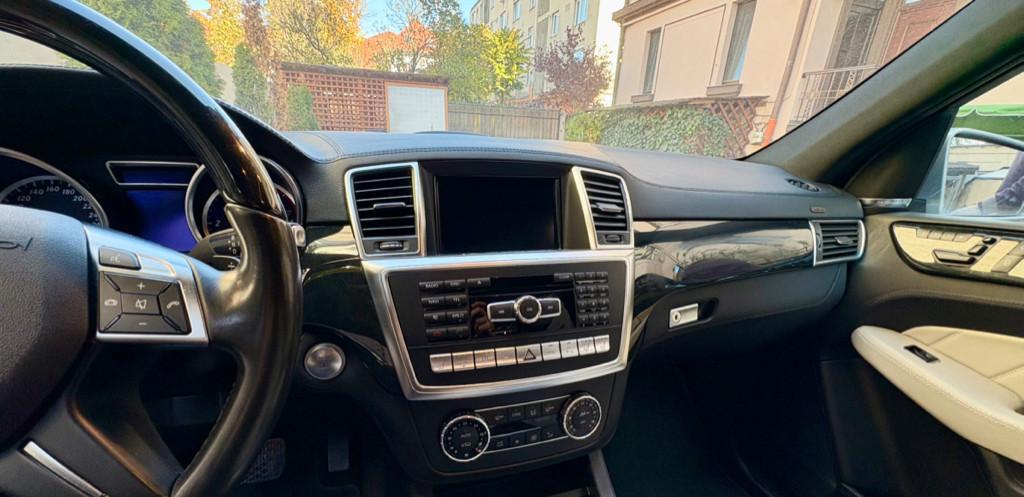 Mercedes-Benz GL 350 4MATIC - Kit AMG - motor blocat 21 000 eur