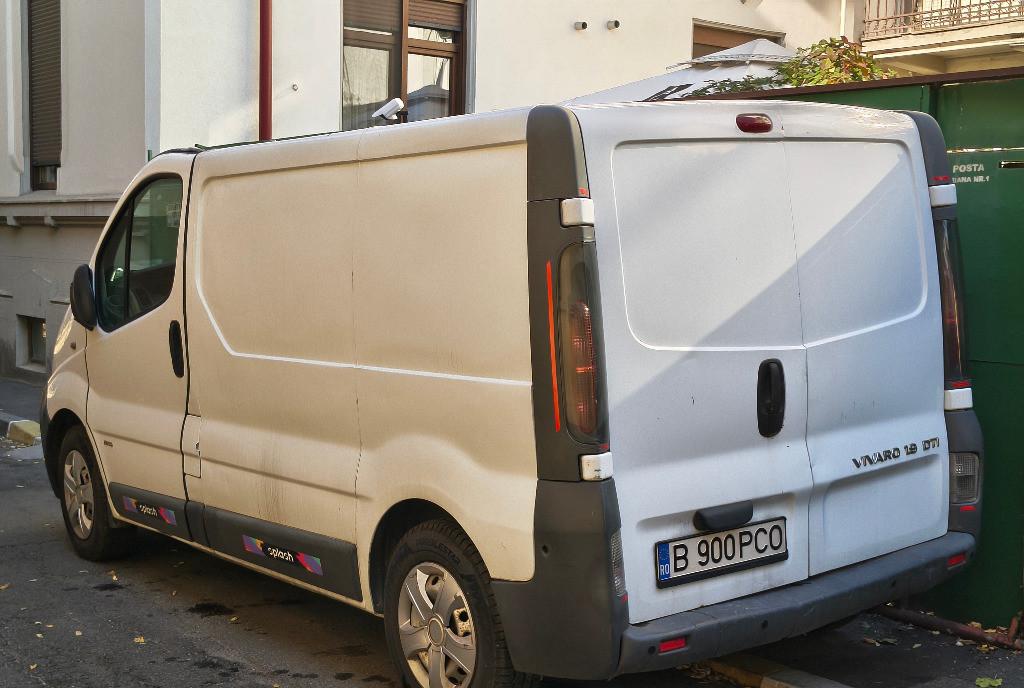 Duba Opel Vivaro / Renault Trafic 1 9 - an 2003 - acte la zi 10 700 lei