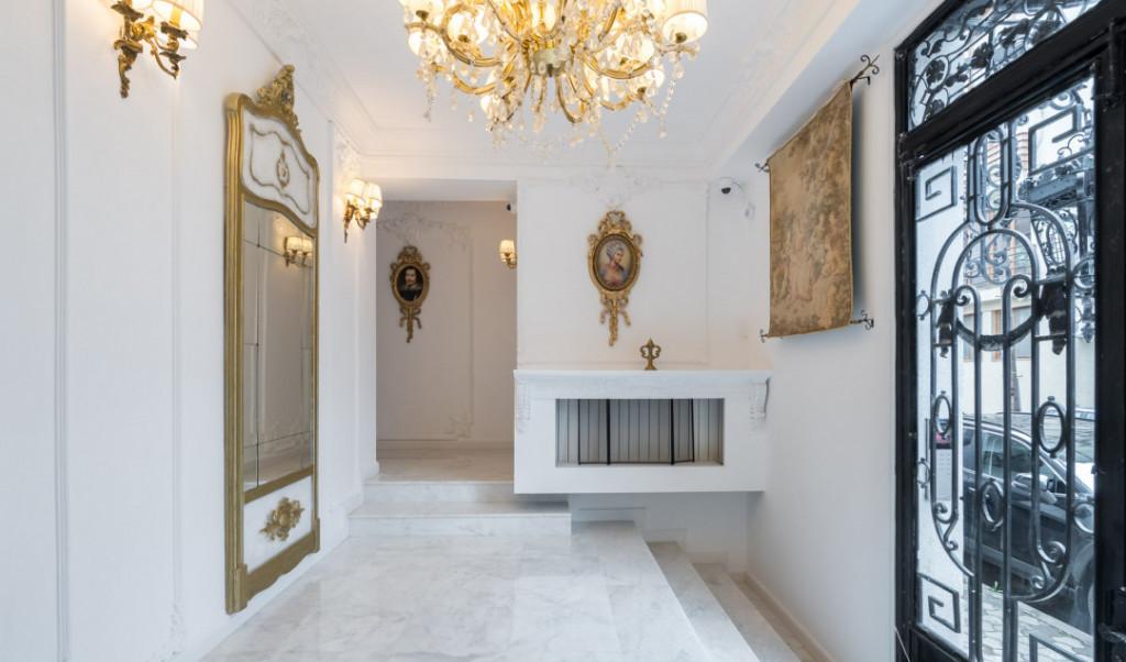 Apartament 2 camere situat linga parcul Carol