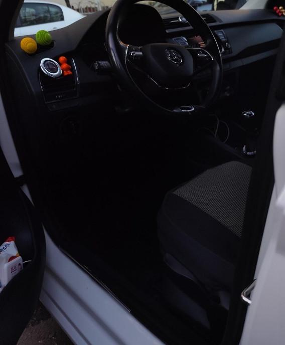 Skoda fabia 2021 14 400 eur