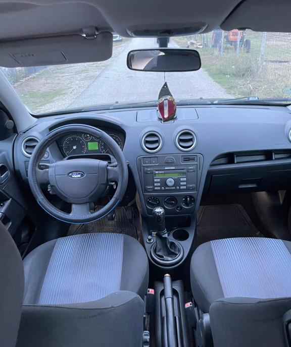 Ford Fusion 2006 1 150 eur
