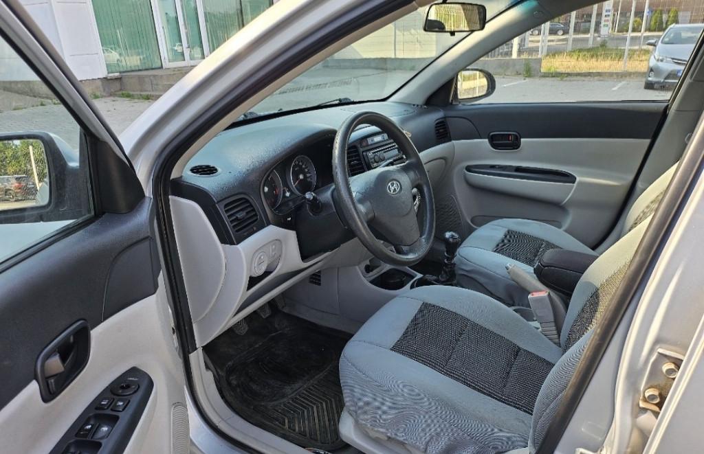 Hyundai Accent 1 4 1 999 eur