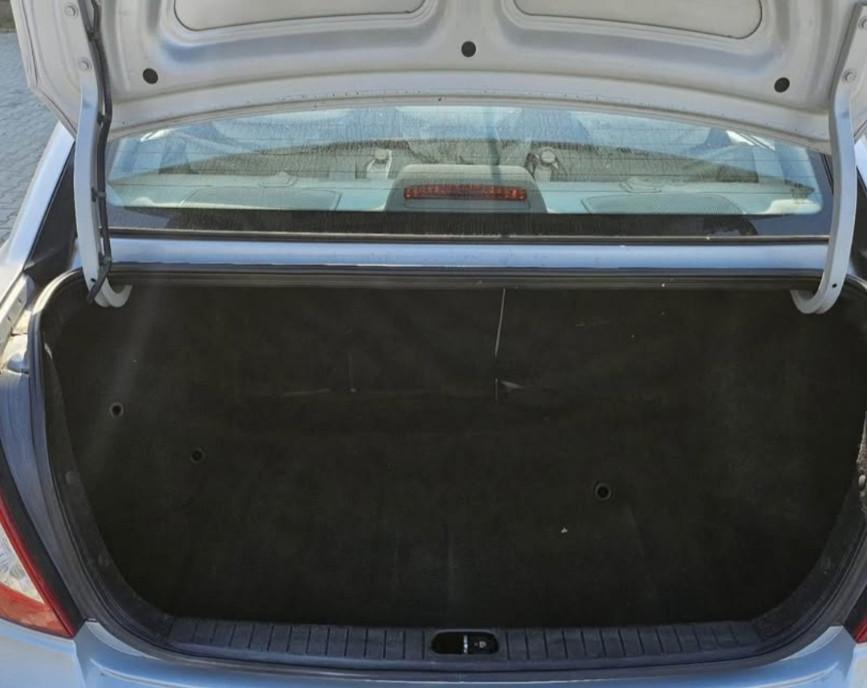 Hyundai Accent 1 4 1 999 eur