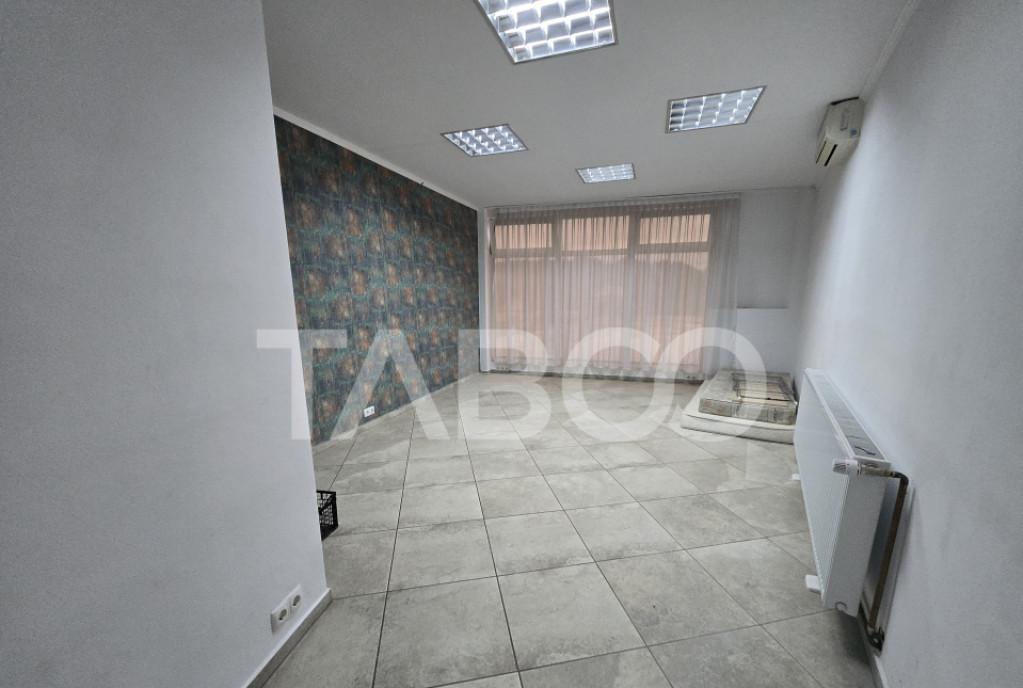Apartament 4 camere de inchiriat decomandat 150 mp Slimnic S