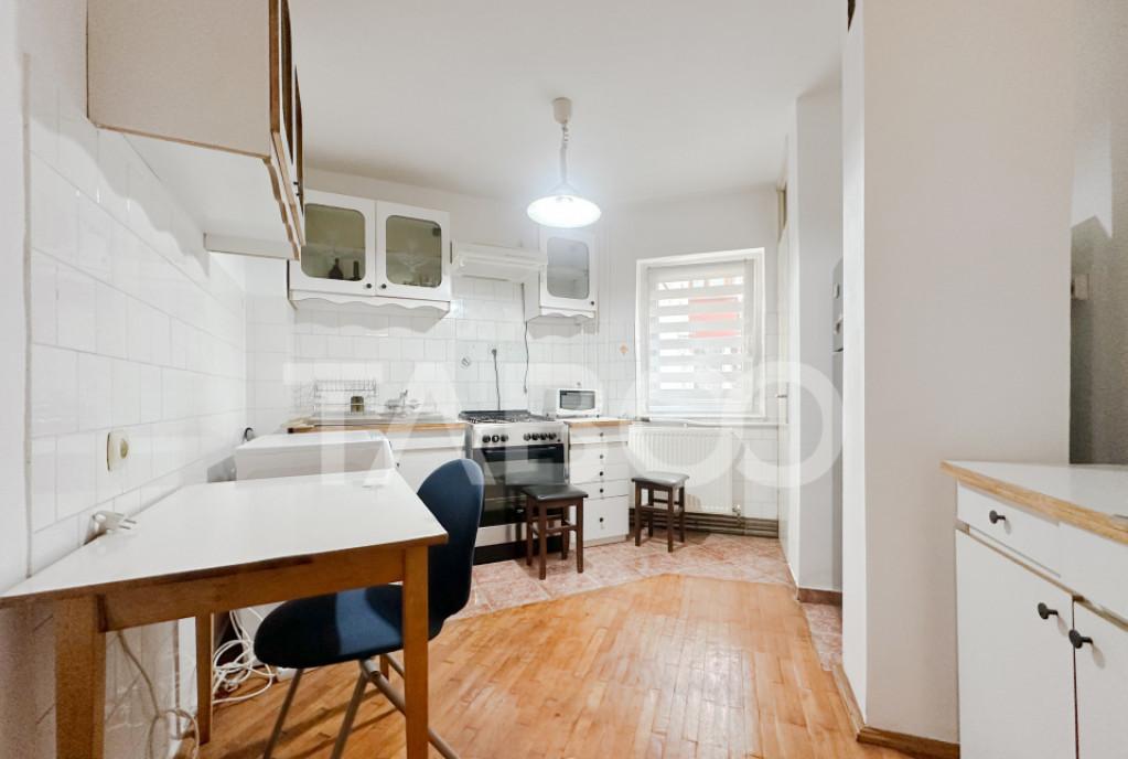 Apartament cu 2 camere decomandate in zona Mogosoaia Manastu