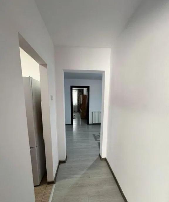 Metrou 1 Decembrie 2 Camere Decomandat Renovat Complet