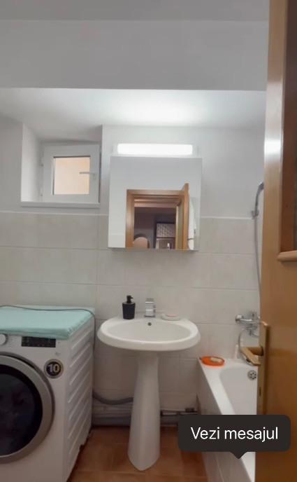 Apartament spatios 64 mp 2 camere Poitiers