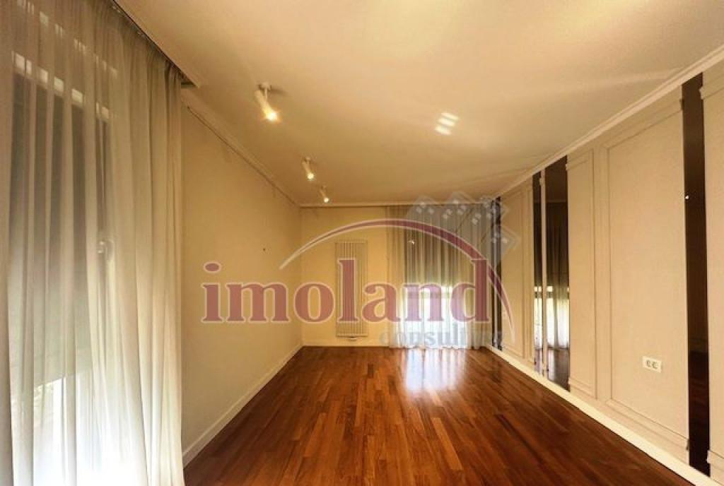 Inchiriere apartament 4 camere Washington Residence