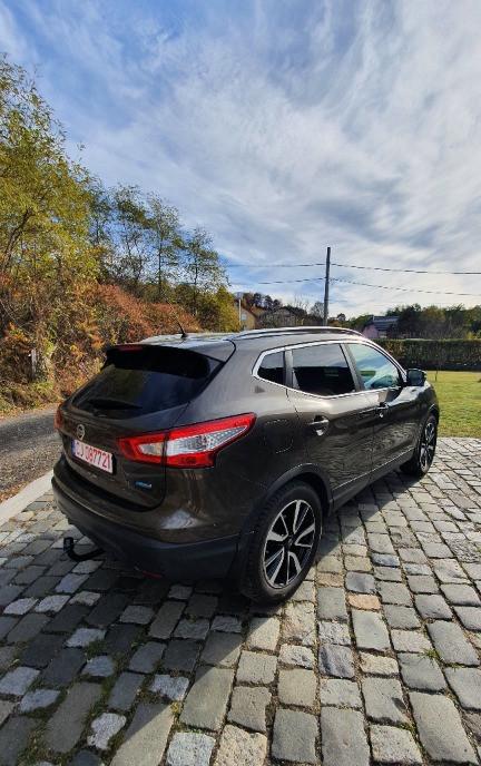 Nissan Qashqai 2016 1 5 11 990 eur