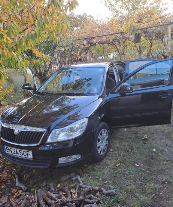 Skoda octavia 2 masina 3 200 eur