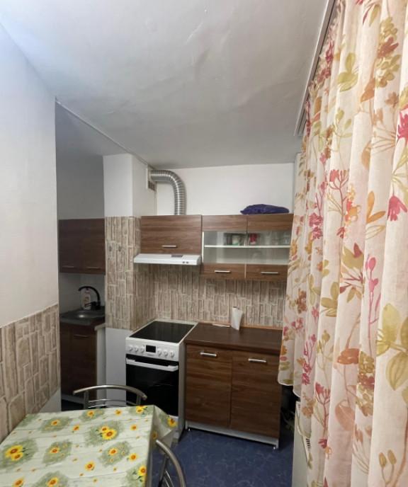 De inchiriat - apartament 1 camera 39 mp parter bloc