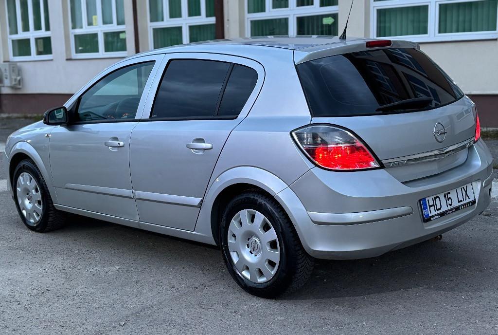 Opel astra h 2007 1 390 eur