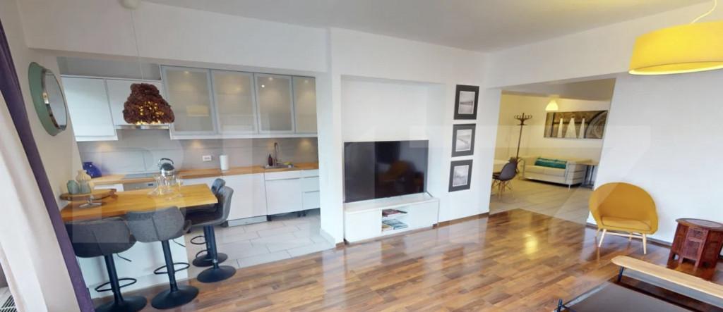 Apartament 4 camere 135 mp 2 bai terasa parcare Complex