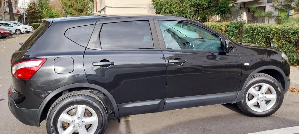 Nissan Qashqai 09/2011 Benzina1 6 Euro 5 214 700 km 5 890 eur