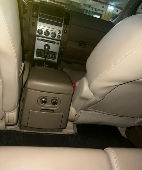 Nissan Pathfinder 2 5 dCi ndash Full Dotari bull 7 Locuri bull 4x4 10 990 eur