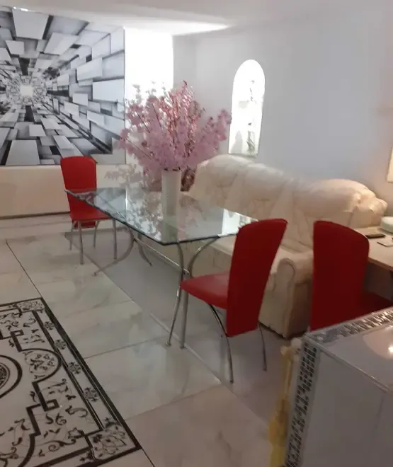 Vand casa cu gradina 3case in aceasi curte