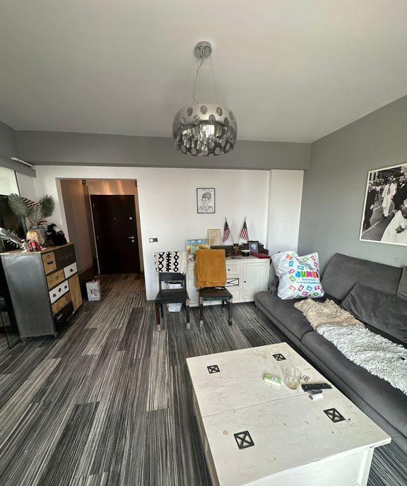 2 Camere Sector 4 Etaj Intermediar