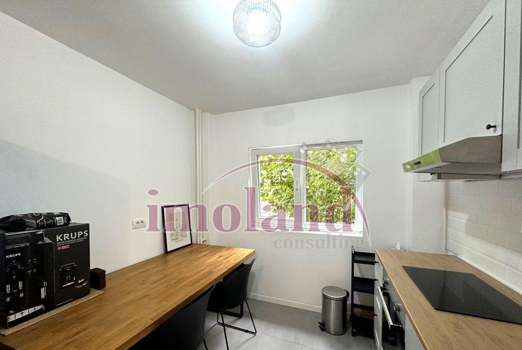 Prima inchiriere Apartament renovat 2 camere etaj 1