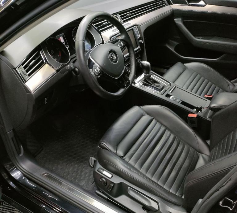 Passat VW Passat Variant 2 0 BiTDI 4Mot DSG Highline 12 900 eur