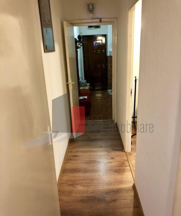 Vanzare apartament 3 camere Piata Sudului Secuilor