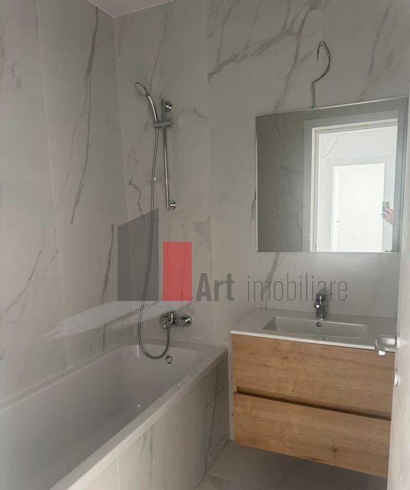 Vanzare apartament decomandat cu centrala Metalurgiei