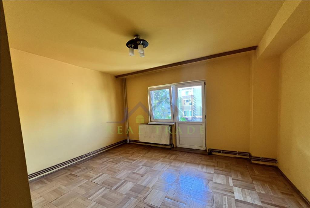 Apartament 4 camere structura mare Scriitorilor