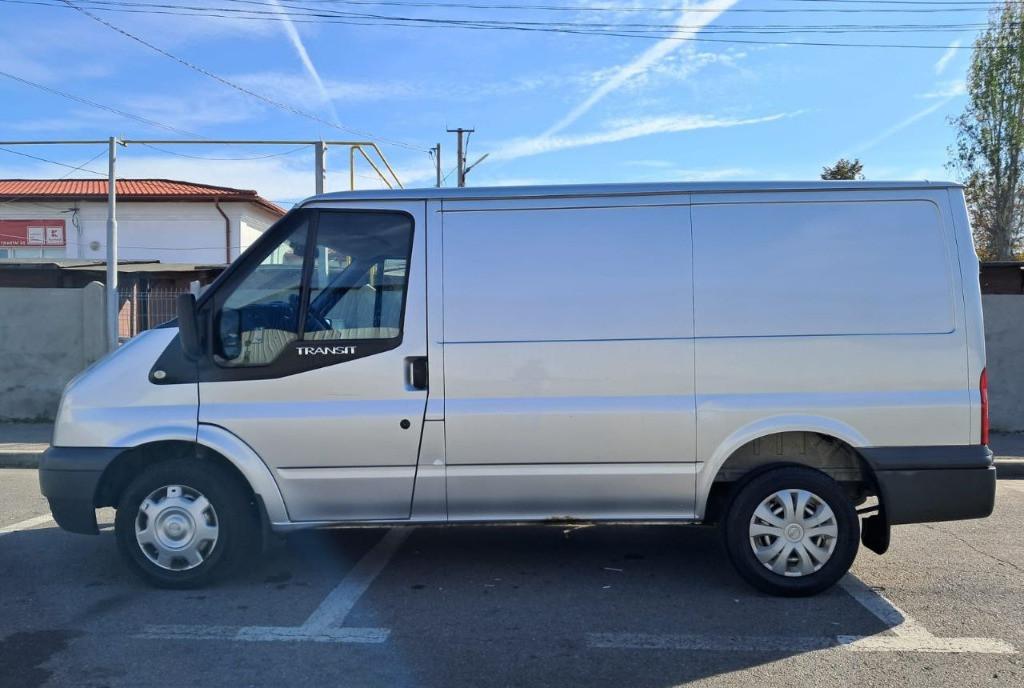Ford transit - 2 2 - 85cp - 2009 - 120 000km 6 500 eur