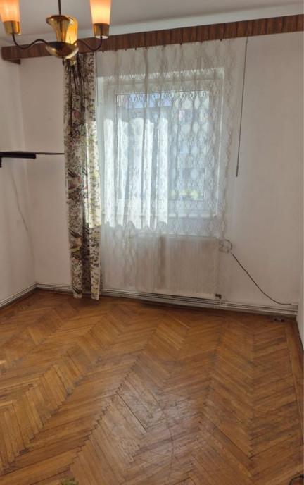 Apartament 2 camere renovat zona Astra