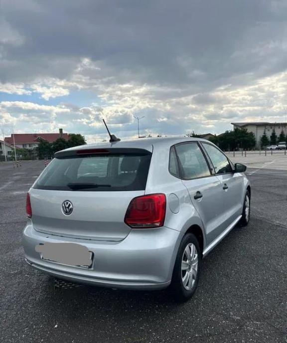 Volkswagen Polo 2010 / 1 6 TDI 3 700 eur