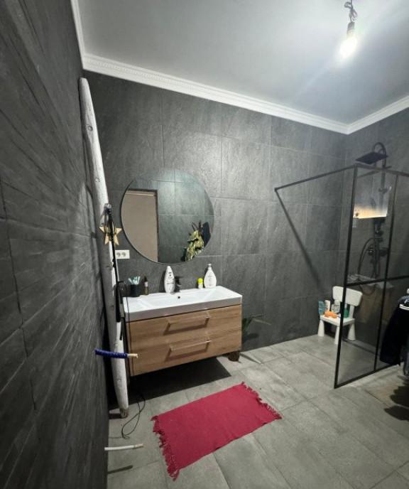 Apartament de vanzare cu 2 camere Gradina 79 mp zona Cia