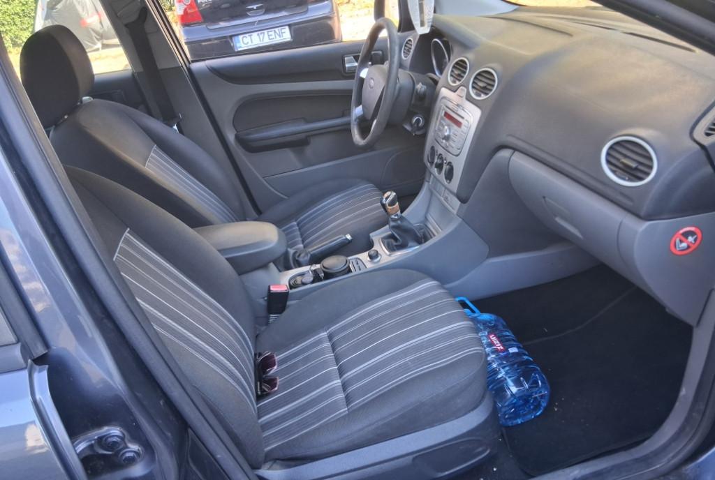 Ford Focus Sedan 2 650 eur