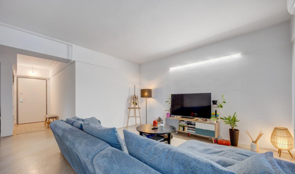 Delta City apartament 3 camere decomandat 96 mp