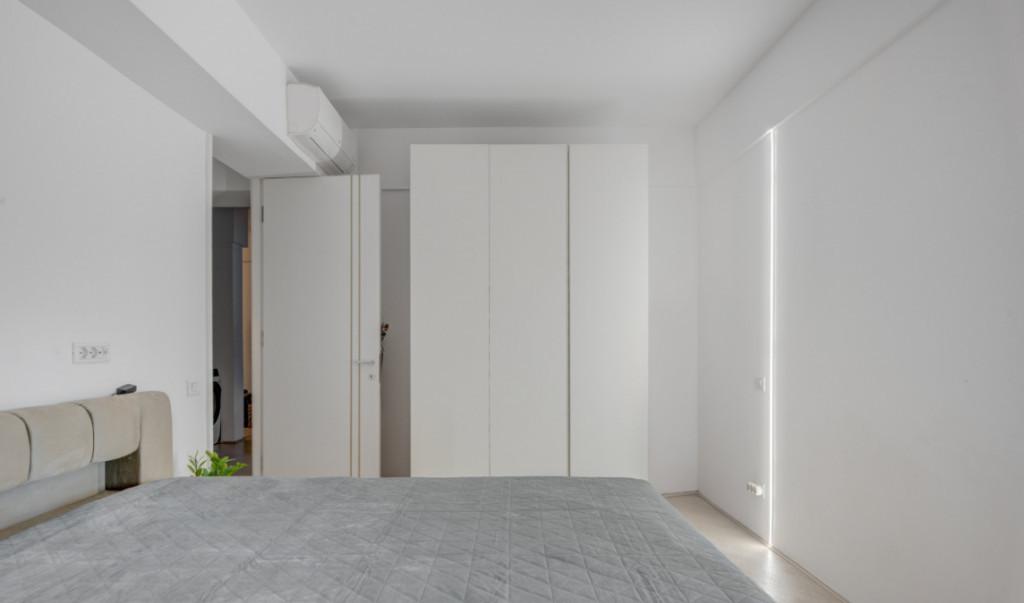 Delta City apartament 3 camere decomandat 96 mp