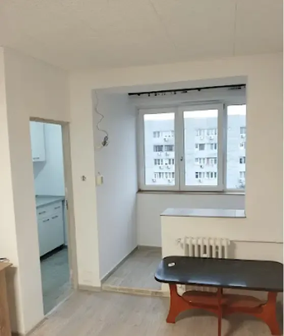 propietar vand garsoniera