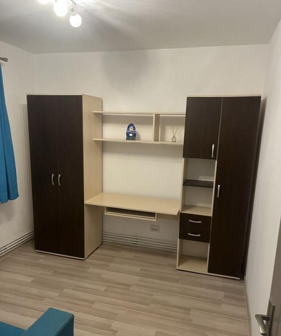 Apartament 3 camere etajul 2 Centrul Civic