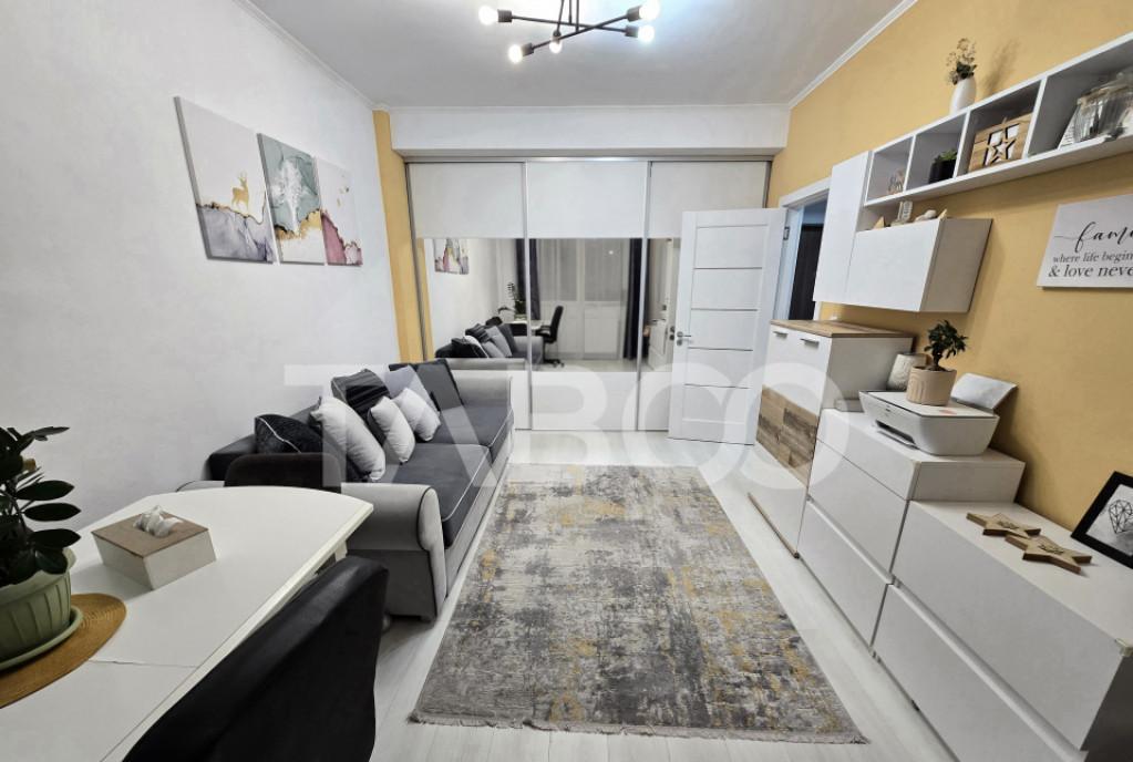 Apartament decomandat de vanzare 51 mpu 2 camere balcon Turn