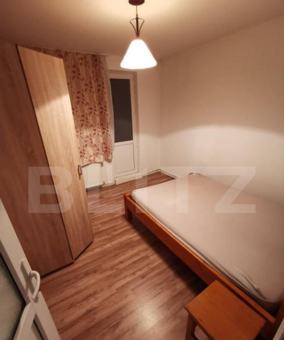 Apartament 3 camere 62 mp zona Podu Rosu