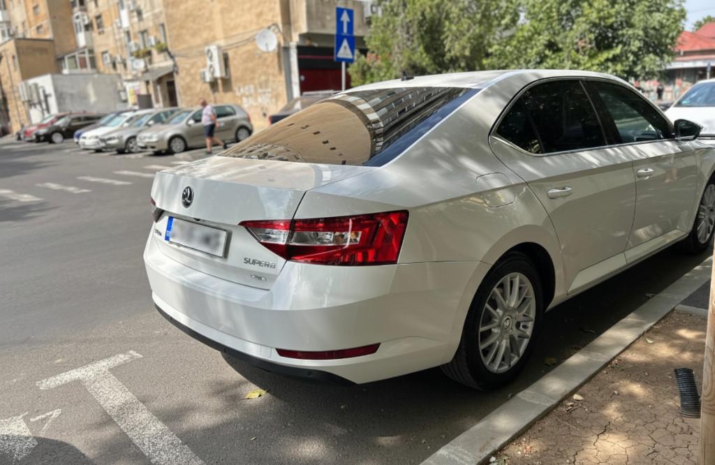 Skoda Superb 2016 2 0 TDI 4X4 14 950 eur