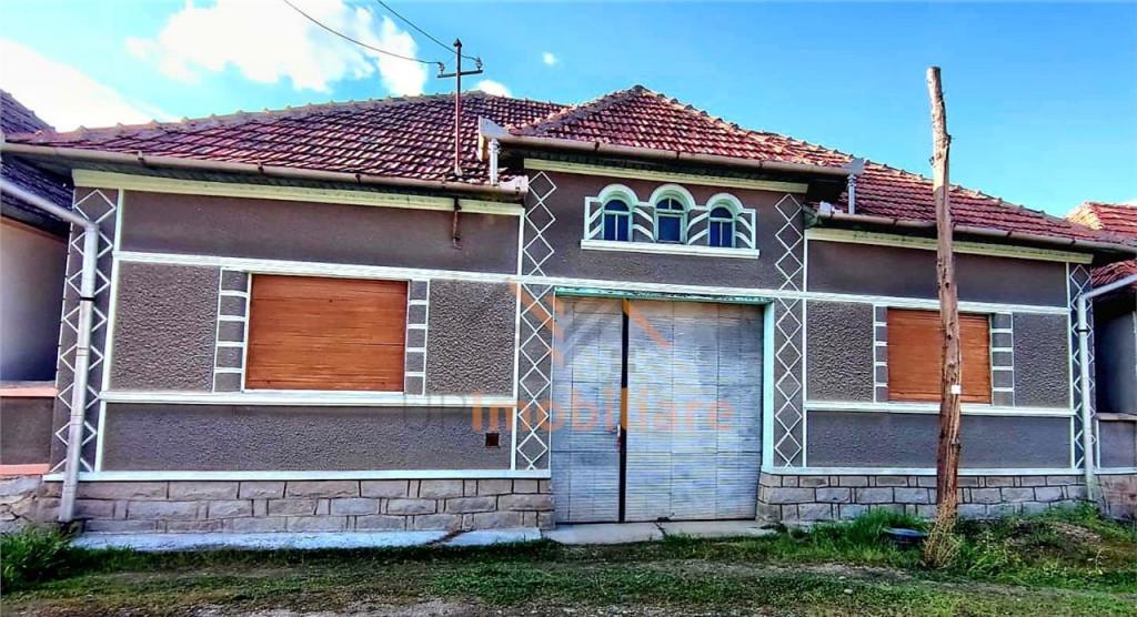 Casa cu teren 992 mp sat suplacu de tinca bihor