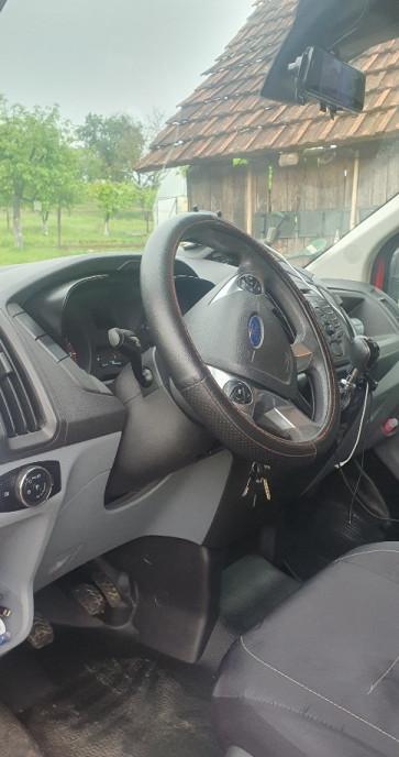 Ford Transit Autoutilitara 2 2 l 10 400 eur