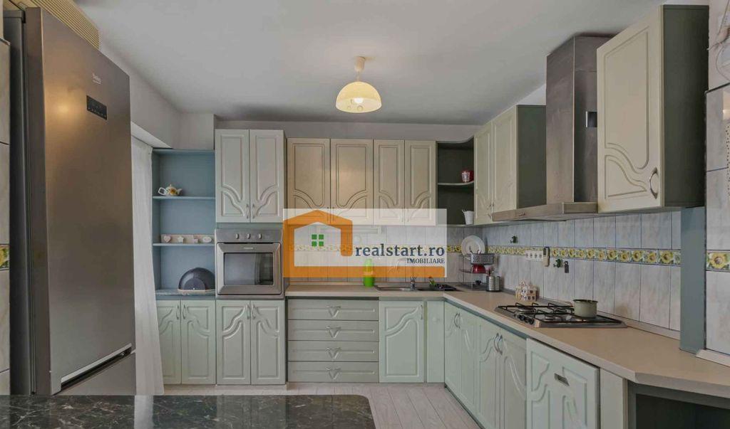 Duplex 4 camere Metrou Tineretului langa Parc Pet Frie