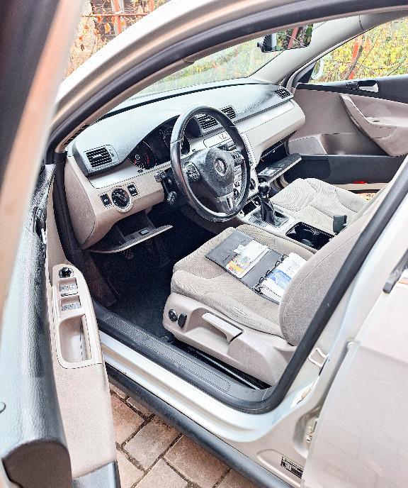 VW PASSAT B6 Highline 3 550 eur