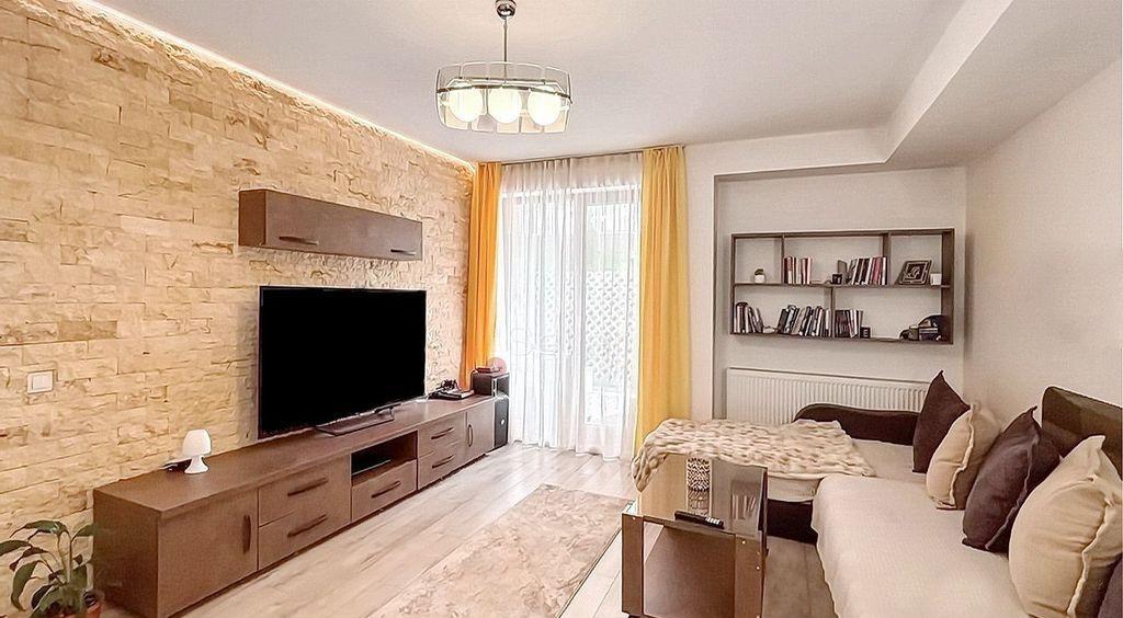 Loc De Parcare Si Boxa Incluse