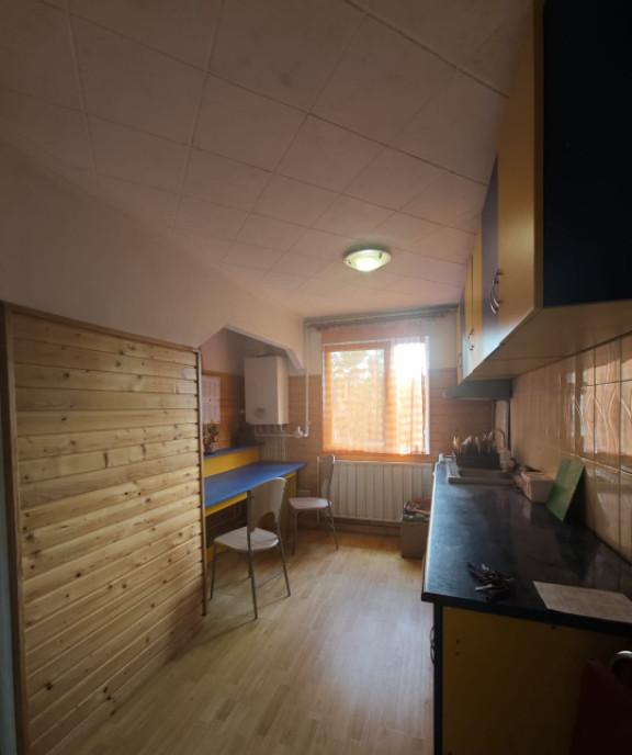 Apartament 2 camere 58 mp zona linistita cu multe