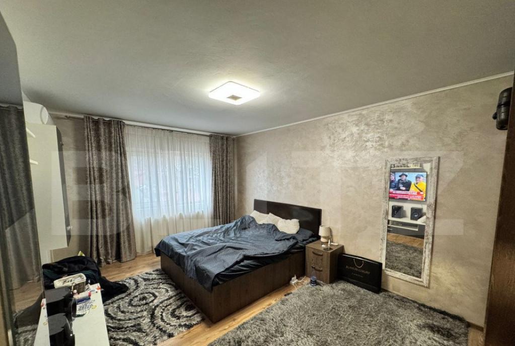 Apartament 2 camere 36 mp zona Podul De Fier