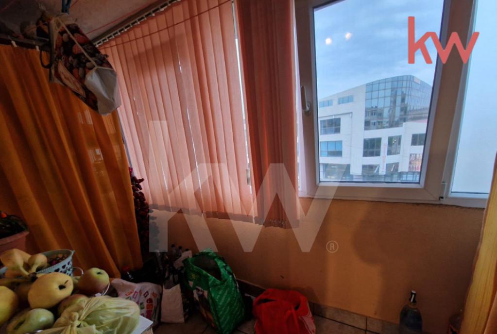 De vanzare apartament 2 camere decomandate Bulevardul Deceba