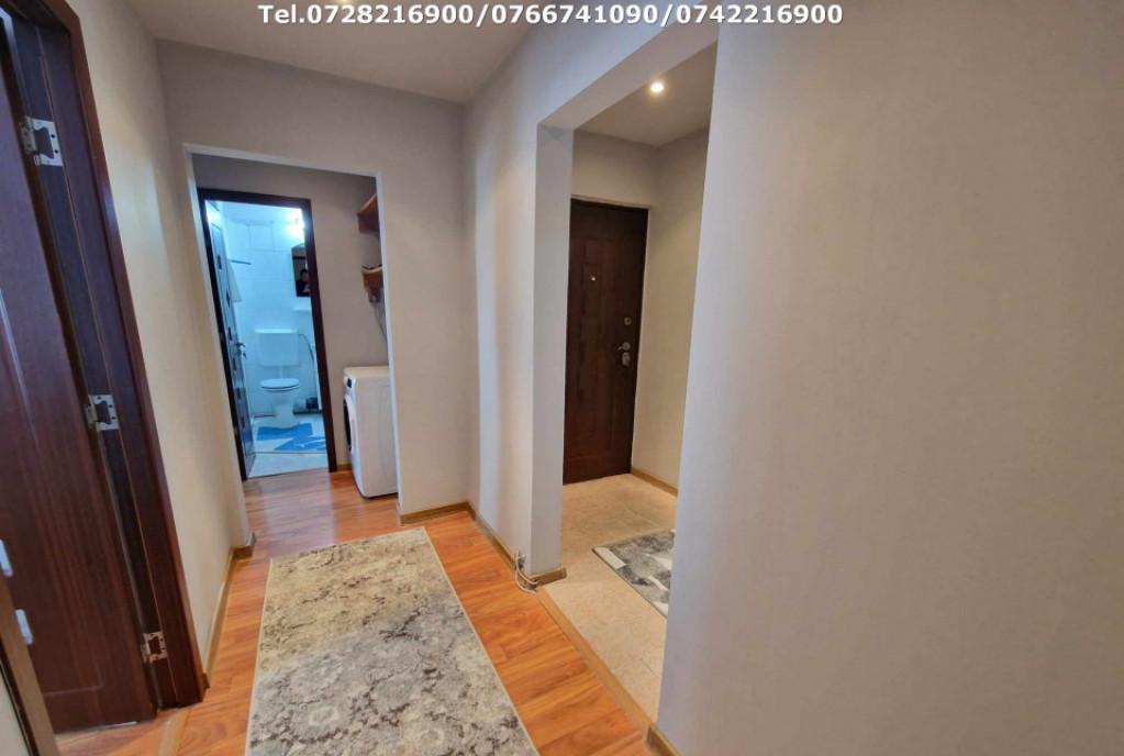 Inchiriere apartament 4 camere situat in Targu Jiu Str