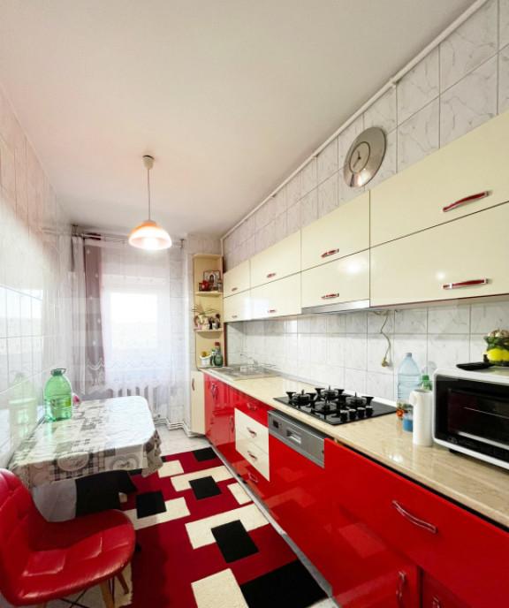 Penthouse 150 mp 4 camere cug