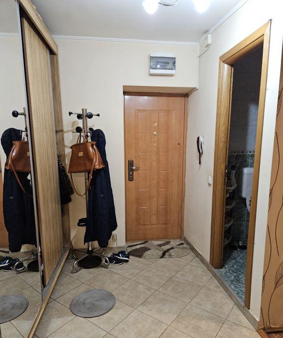 De inchiriat Apartament cu o camera mobilat utilat sec